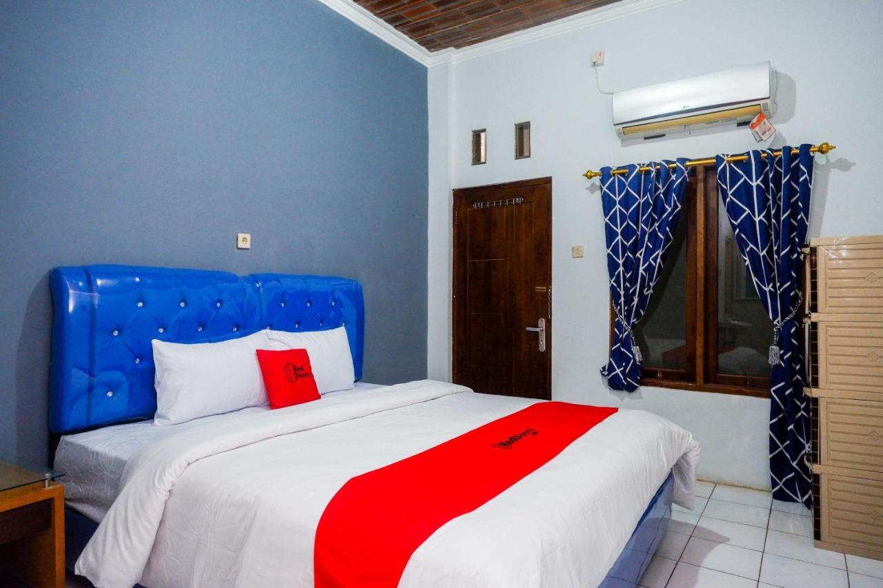Hotel Reddoorz At Pakuncen Malioboro Yogyakarta Esterno foto