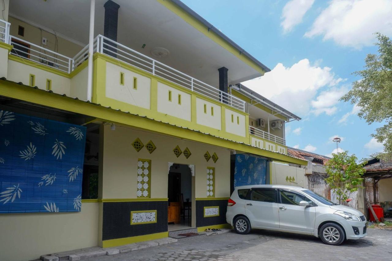 Hotel Reddoorz At Pakuncen Malioboro Yogyakarta Esterno foto